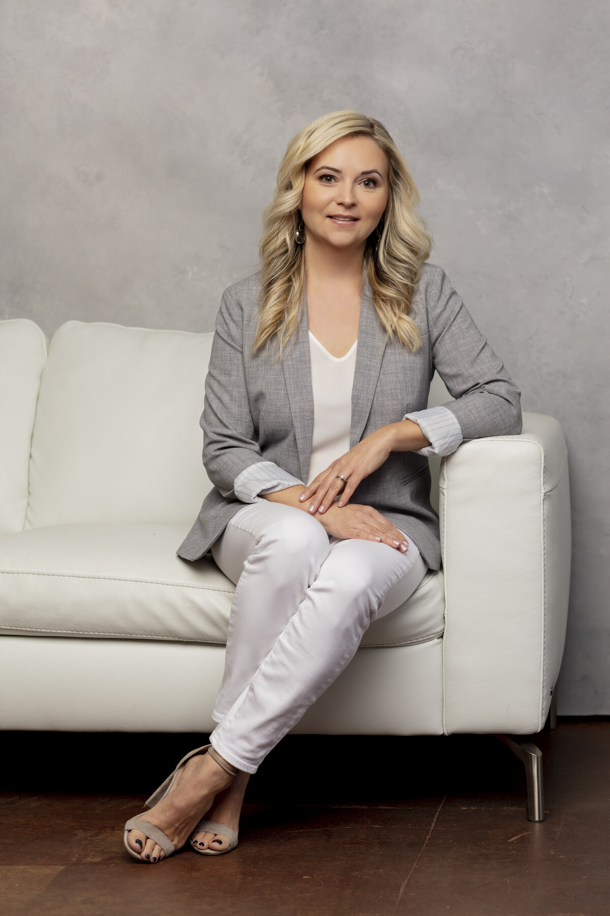 Lana Pivovar, Licensed Marriage and Family Therapist